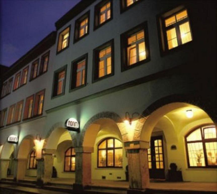 Hotel Adam 特鲁特诺夫 外观 照片